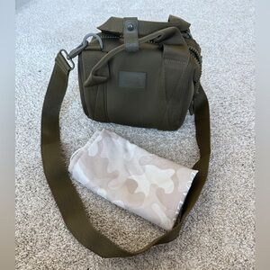 EUC - Dagne Dover Landon Extra Small - Dark Moss